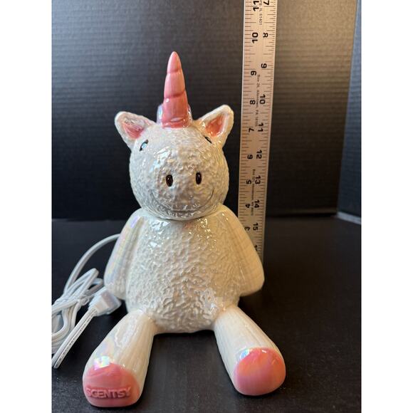 Scentsy Stella the Unicorn Electric Wax Warmer Retired Discontinued - Picture 15 of 16